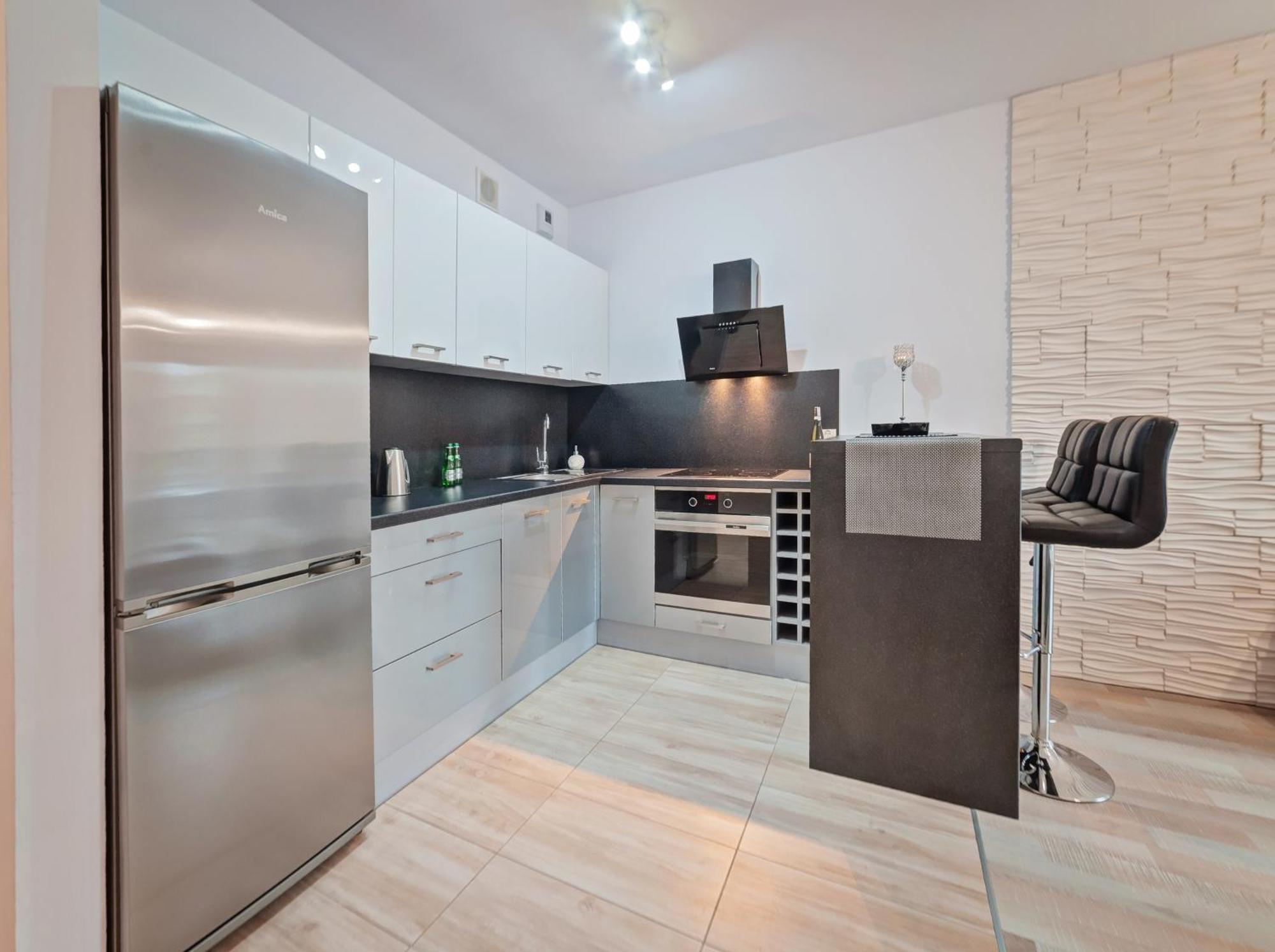 Apartamenty Homely Place Casa Verona - Stary Rynek - Parking Poznan Room photo