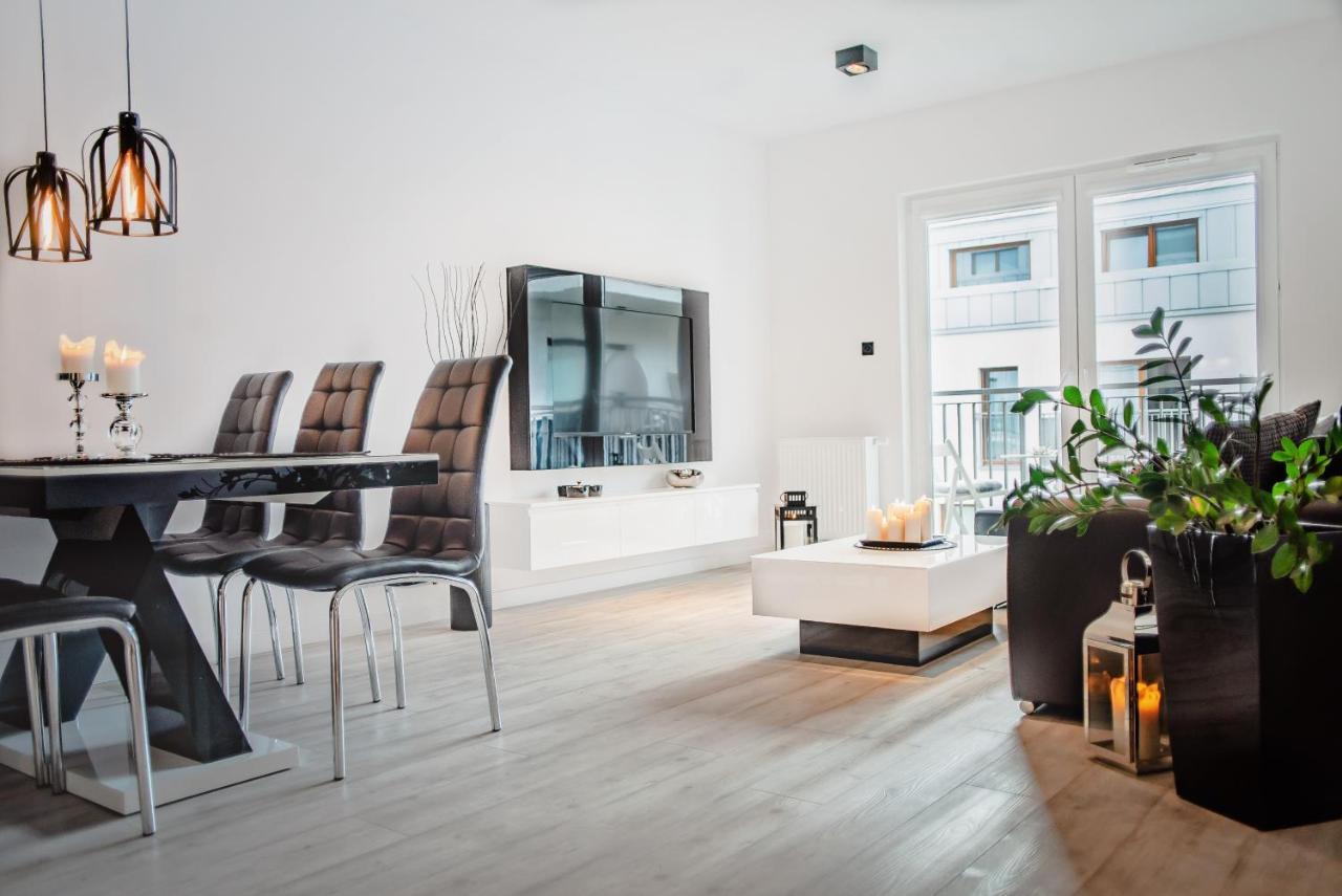 Apartamenty Homely Place Casa Verona - Stary Rynek - Parking Poznan Exterior photo