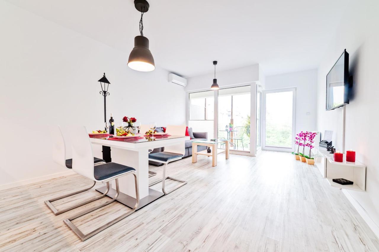 Apartamenty Homely Place Casa Verona - Stary Rynek - Parking Poznan Exterior photo