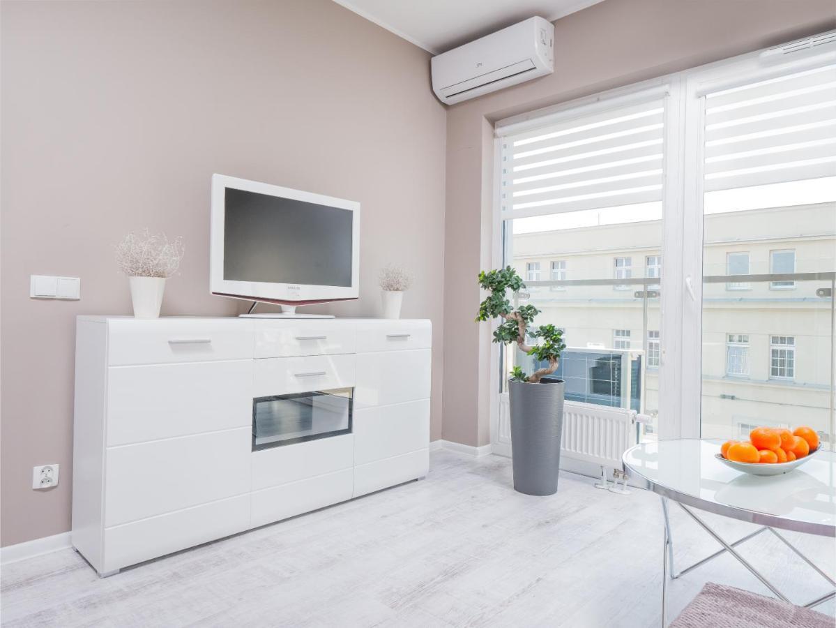 Apartamenty Homely Place Casa Verona - Stary Rynek - Parking Poznan Exterior photo